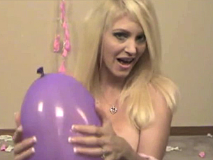 Charlee Chase pops balloons naked