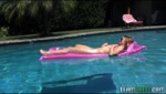 Jonni Hennesy on inflatable fetish